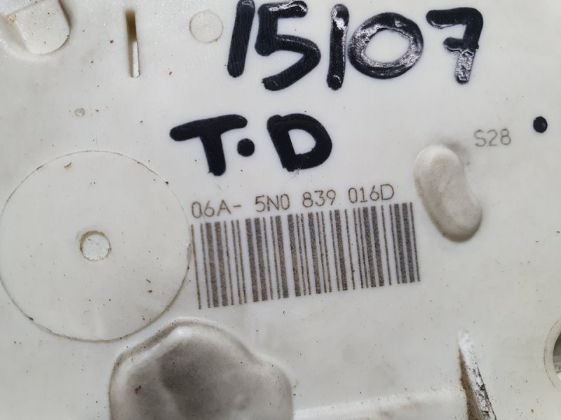 Recambio de cerradura puerta trasera derecha para volkswagen passat cc (357) básico referencia OEM IAM 5N0839016D  6 PINS