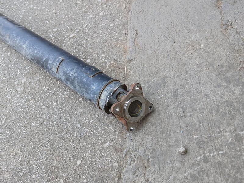 Recambio de transmision central para toyota rav 4 exclusive referencia OEM IAM 3710042090 TRASERA 30011300170