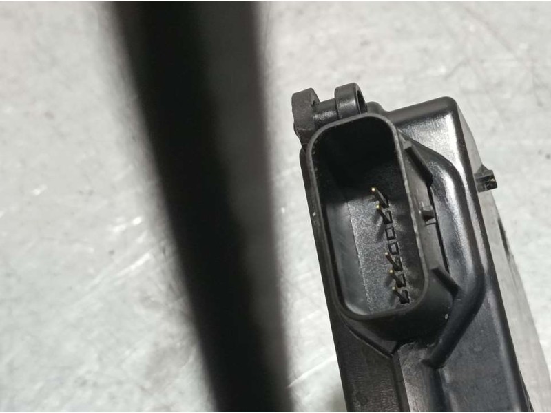 Recambio de cerradura puerta delantera derecha para hyundai kona essence 2wd referencia OEM IAM 81320J9010  ELECTRICA