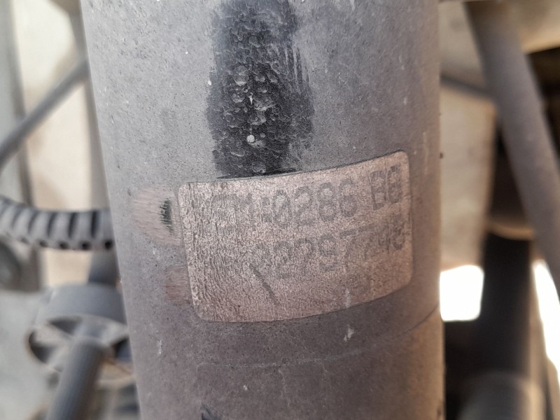 Recambio de amortiguador delantero derecho para citroën c3 iii (sx) 1.2 vti 82 referencia OEM IAM 9811371180  
