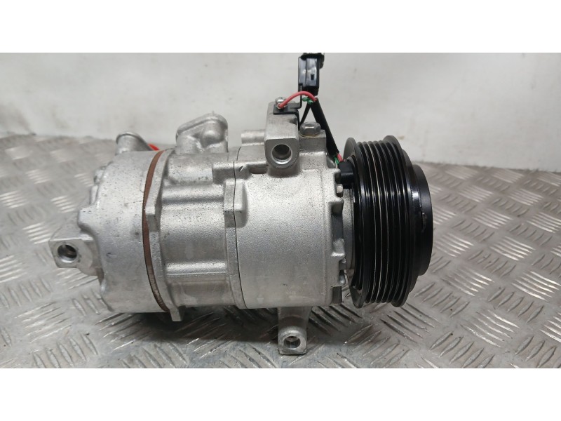 Recambio de compresor aire acondicionado para kia stonic (yb) 1.2 cvvt referencia OEM IAM 97701H8100 DOOWAN DVE12N