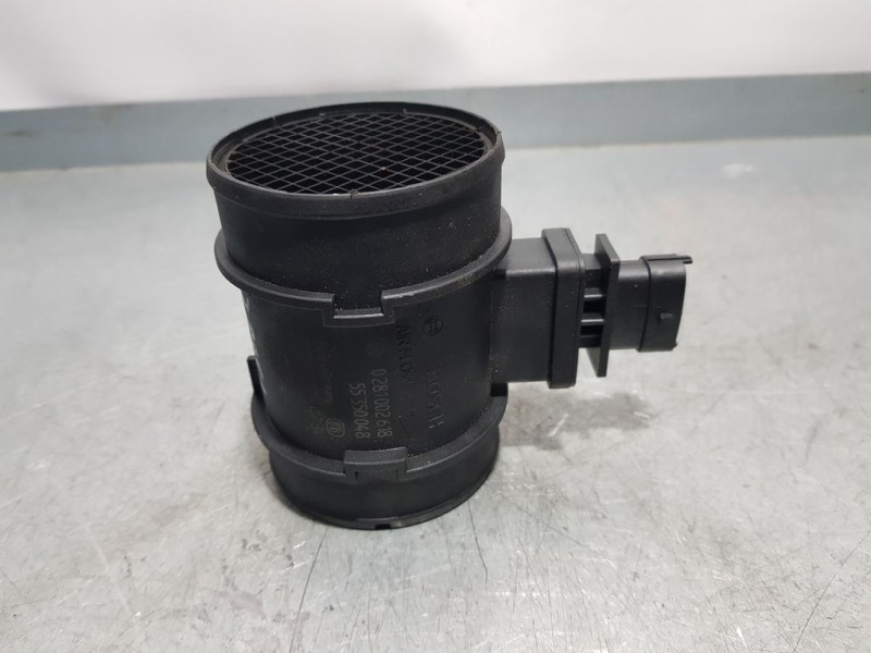 Recambio de caudalimetro para saab 9-3 sport sedán linear sport referencia OEM IAM 55350048 0281002618 BOSCH