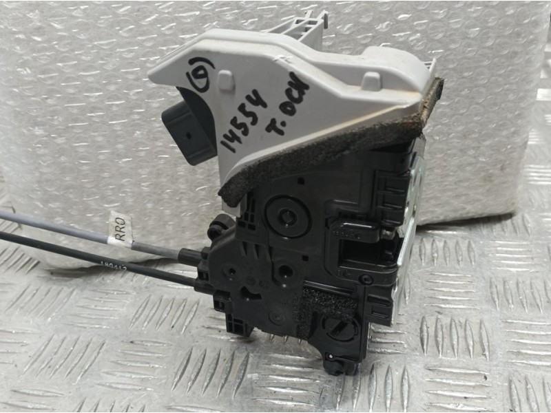 Recambio de cerradura puerta trasera derecha para hyundai kona essence 2wd referencia OEM IAM 81420J9000  ELECTRICA 5 PINS