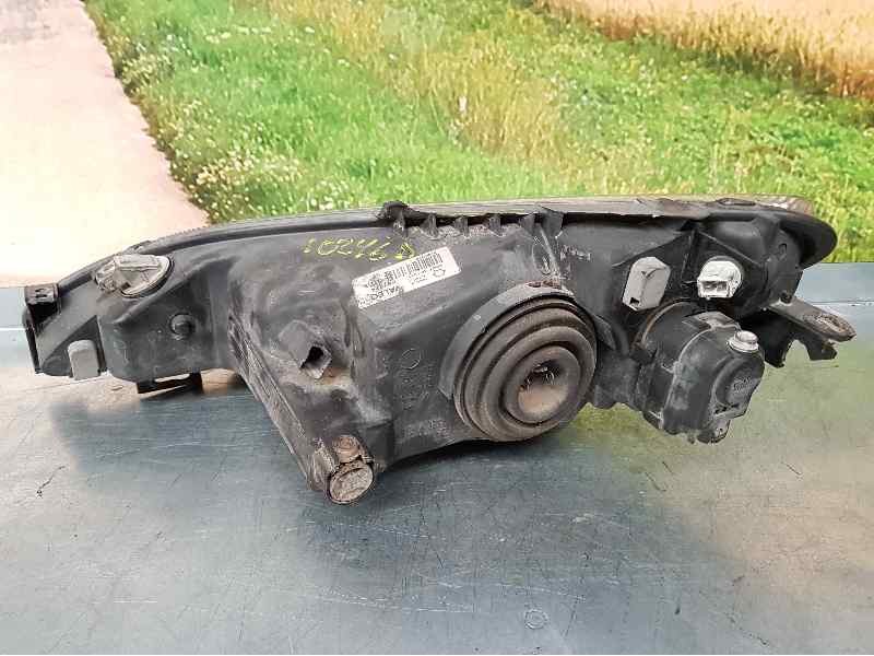 Recambio de faro derecho para peugeot 206 berlina xr referencia OEM IAM 89002770 087274 VALEO