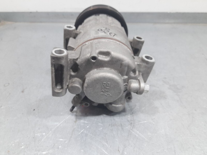 Recambio de compresor aire acondicionado para hyundai ix35 (lm, el, elh) 1.6 referencia OEM IAM DX9EA03 977012Y600 