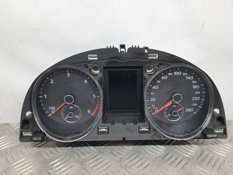 Recambio de cuadro instrumentos para volkswagen passat cc (357) básico referencia OEM IAM 3C8920870J A2C53410397 VDO