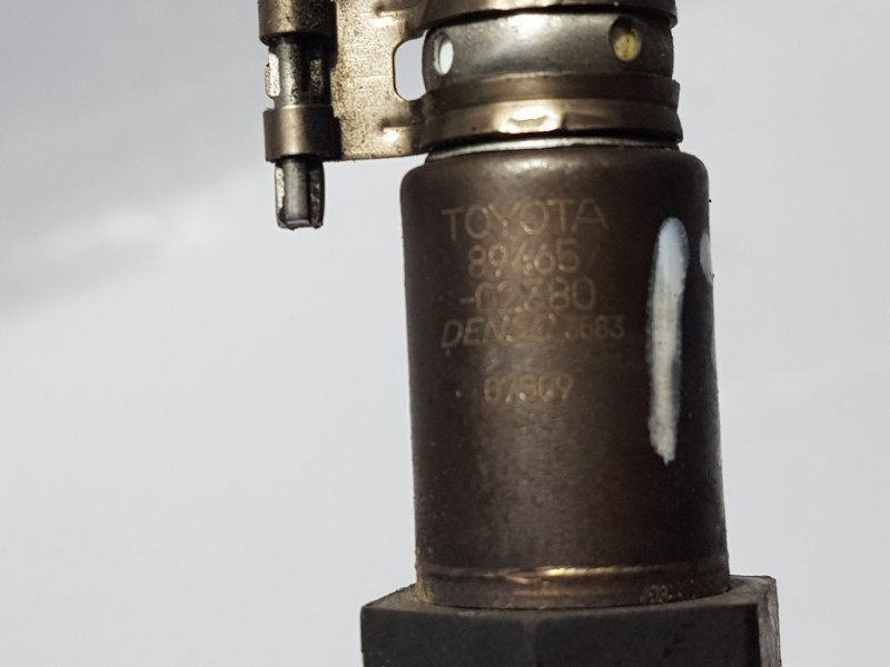 Recambio de sonda lambda para toyota auris hybrid active referencia OEM IAM 89465 02380 DENSO