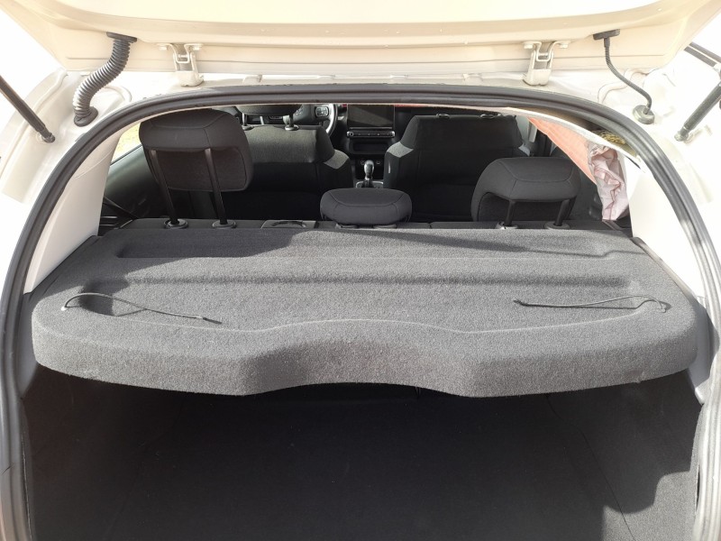 Recambio de bandeja trasera para citroën c3 iii (sx) 1.2 vti 82 referencia OEM IAM 98133519ZD  