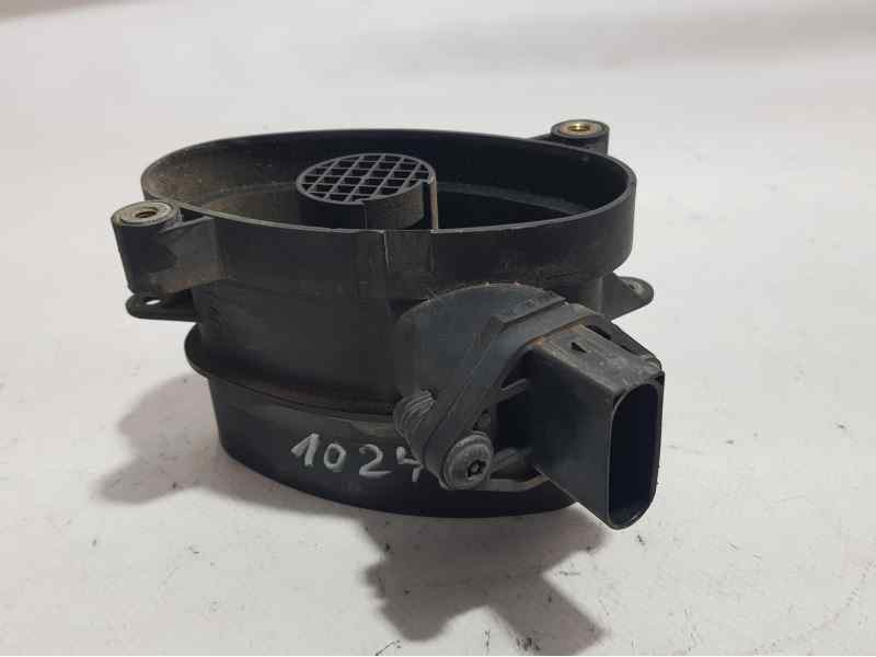 Recambio de caudalimetro para bmw serie 3 berlina (e46) 320d referencia OEM IAM 77870760 0928400468 BOSCH