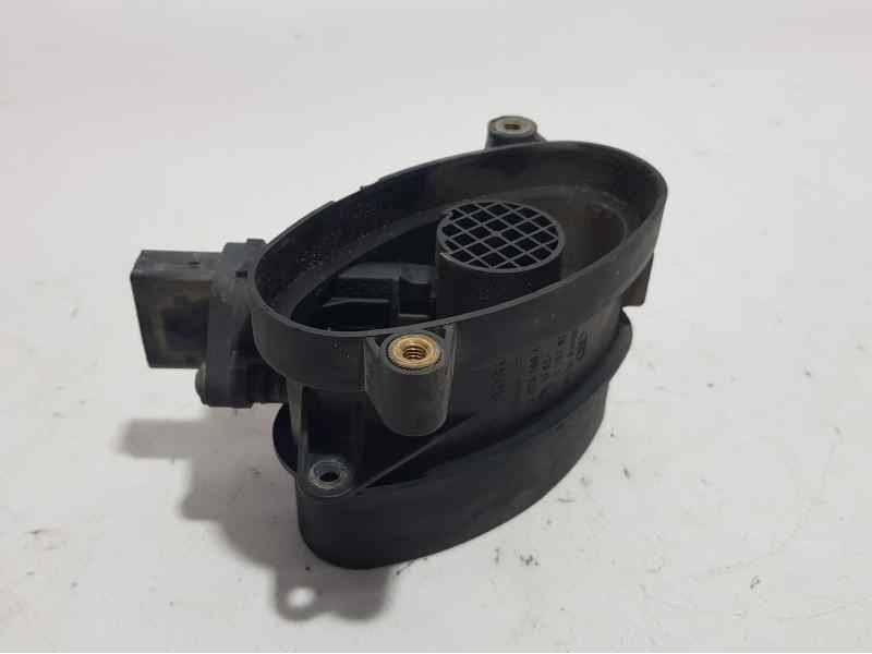 Recambio de caudalimetro para bmw serie 3 berlina (e46) 320d referencia OEM IAM 77870760 0928400468 BOSCH