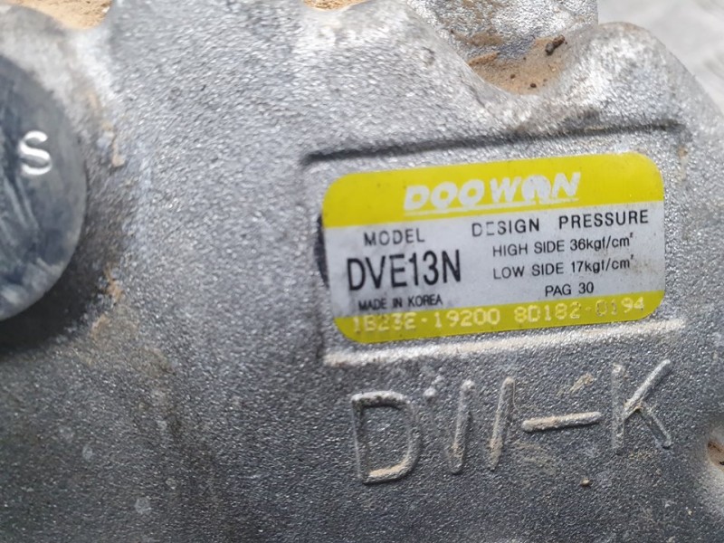 Recambio de compresor aire acondicionado para hyundai kona essence 2wd referencia OEM IAM 1B23E19200 8D1820194 