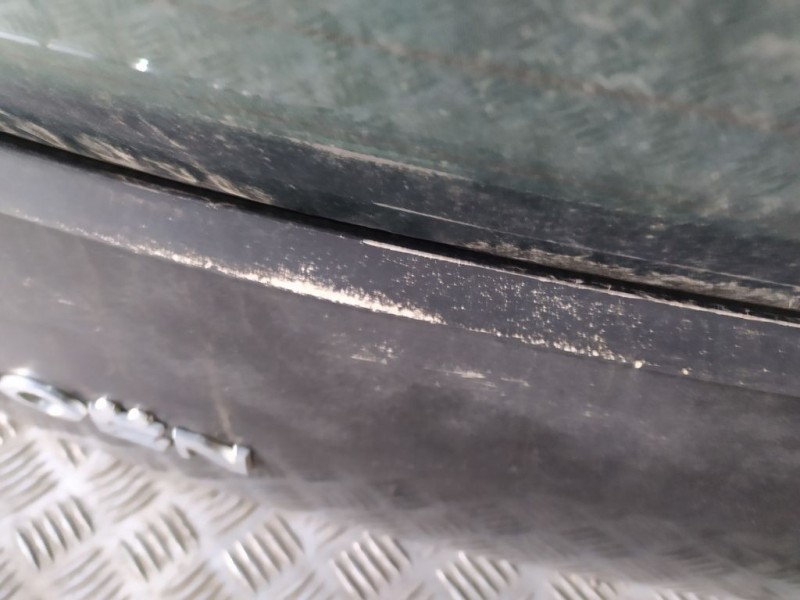Recambio de porton trasero para citroën c4 coupe collection referencia OEM IAM 8701V0  TOCADO