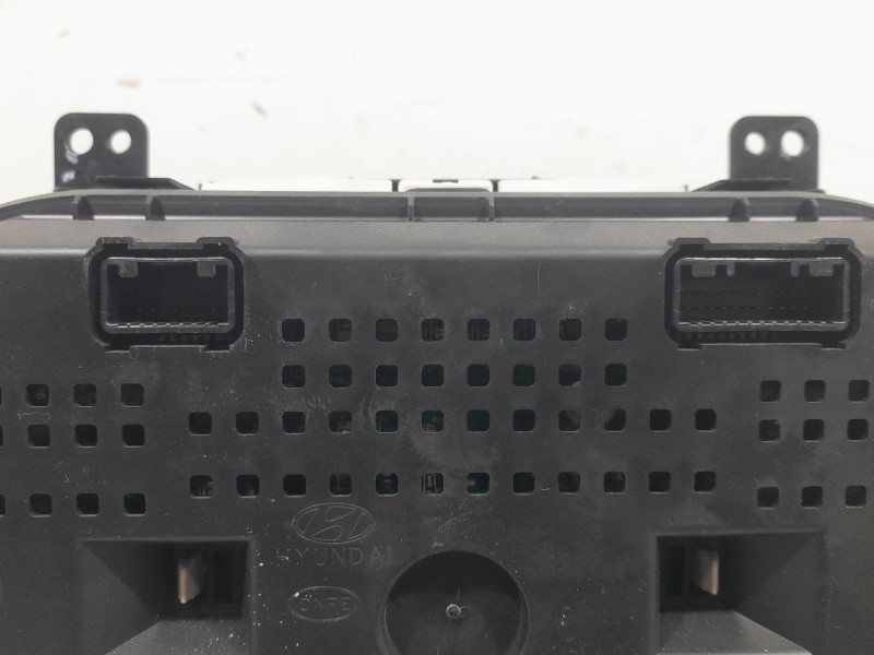 Recambio de cuadro instrumentos para hyundai ix35 (lm, el, elh) 1.6 referencia OEM IAM 940032Y110 11001621501U 