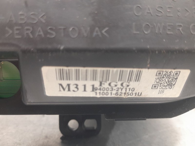 Recambio de cuadro instrumentos para hyundai ix35 (lm, el, elh) 1.6 referencia OEM IAM 940032Y110 11001621501U 