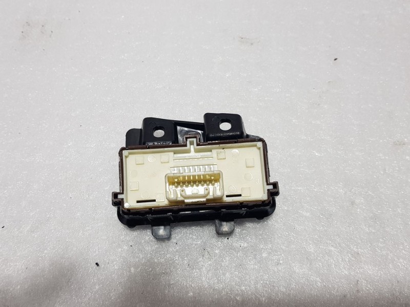 Recambio de mando multifuncion para toyota auris hybrid active referencia OEM IAM 8497002090  
