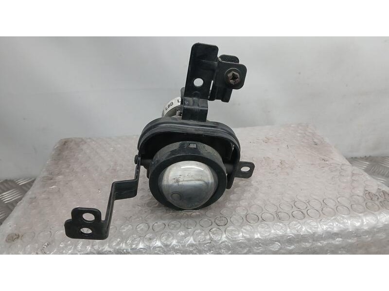 Recambio de faro antiniebla izquierdo para kia stonic (yb) 1.2 cvvt referencia OEM IAM 922012D0  