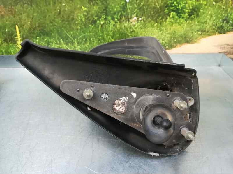 Recambio de retrovisor derecho para renault kangoo (f/kc0) rn/alap modell (kcoa/c/d/e/h/u) referencia OEM IAM 7700304831  C MAND