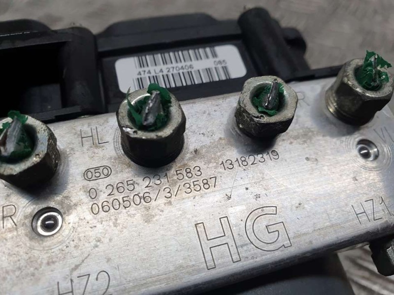 Recambio de abs para opel corsa c essentia referencia OEM IAM 13182319 0265231583 BOSCH
