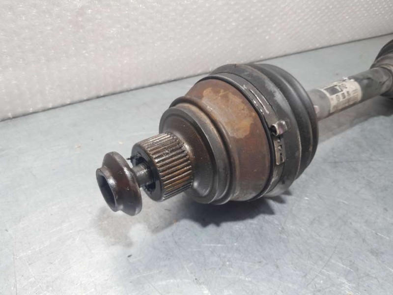 Recambio de transmision delantera izquierda para audi a4 ber. (b8) básico referencia OEM IAM 8K0407271Q  