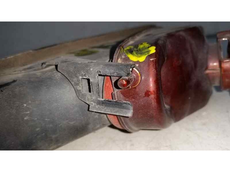 Recambio de faro antiniebla derecho para bmw serie 3 berlina (e46) 320d referencia OEM IAM   TOCADO