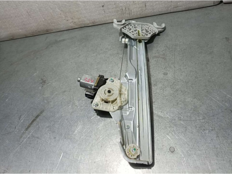 Recambio de elevalunas delantero derecho para hyundai kona essence 2wd referencia OEM IAM 82402J9000  ELECTRICO 2 PINS