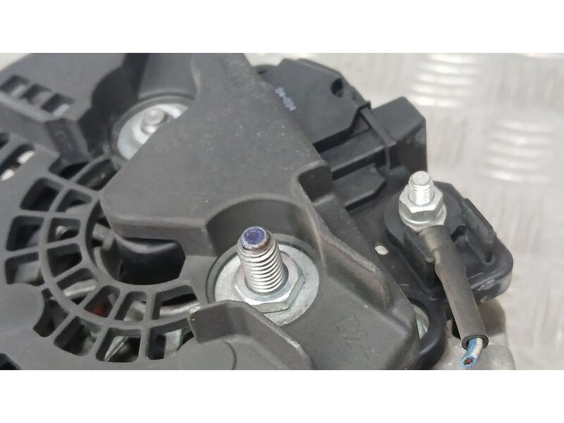 Recambio de alternador para opel corsa c comfort referencia OEM IAM 9195752 RAA24081 REMY 296233