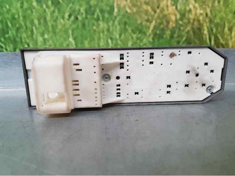 Recambio de mando elevalunas delantero izquierdo para toyota rav 4 active referencia OEM IAM   