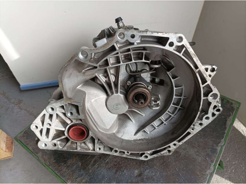 Recambio de caja cambios para opel corsa c essentia referencia OEM IAM 55556910 55355489 5VELOCIDADES