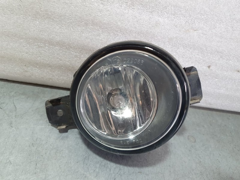 Recambio de faro antiniebla derecho para renault espace iv (jk0) dynamique referencia OEM IAM 820002470 89201781 VALEO