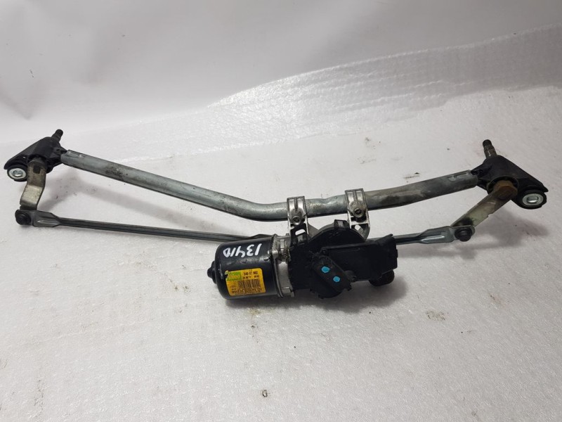 Recambio de motor limpia delantero para renault kangoo profesional referencia OEM IAM 8200409692C 54526811 VALEO