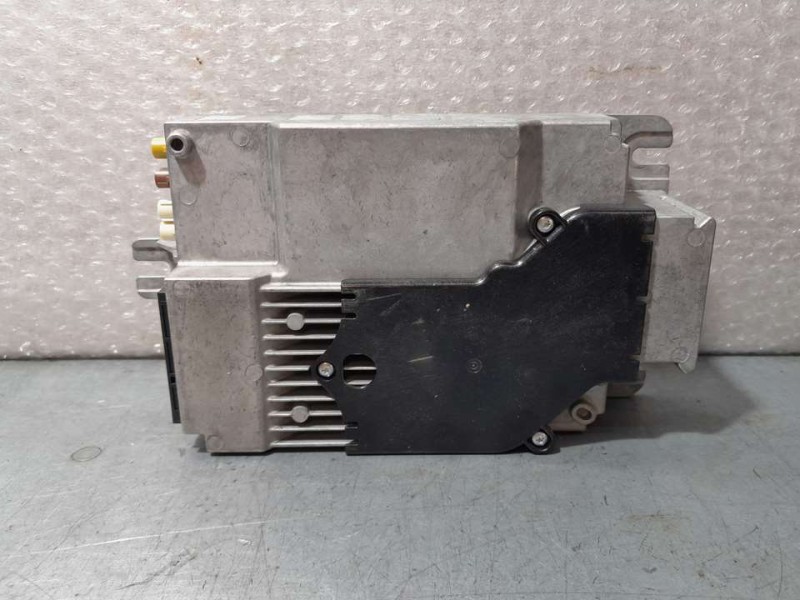 Recambio de amplificador radio para bmw serie 1 lim. (f40) 118i m sport referencia OEM IAM R35A24E7801  