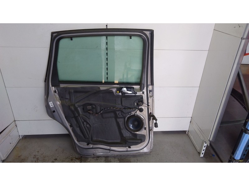 Recambio de puerta trasera izquierda para ford s-max (ca1) trend (03.2010) referencia OEM IAM PAM21R24631AC  TOCADA