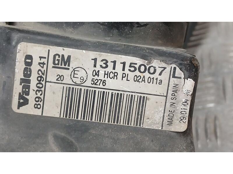 Recambio de faro derecho para opel corsa c comfort referencia OEM IAM 13115007 VALEO PULIR ROZADO 89309241