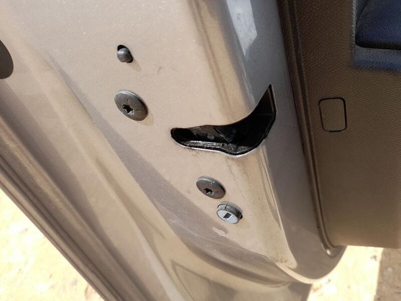 Recambio de cerradura puerta delantera izquierda para opel corsa f (p2jo) 1.2 (68) referencia OEM IAM 9844412280  