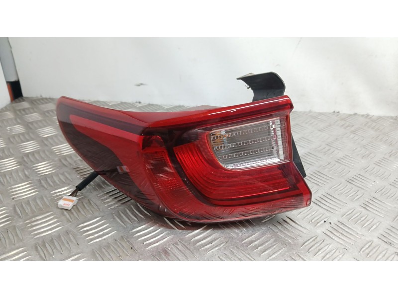 Recambio de piloto trasero izquierdo exterior para kia stonic (yb) 1.2 cvvt referencia OEM IAM 92401H8400  