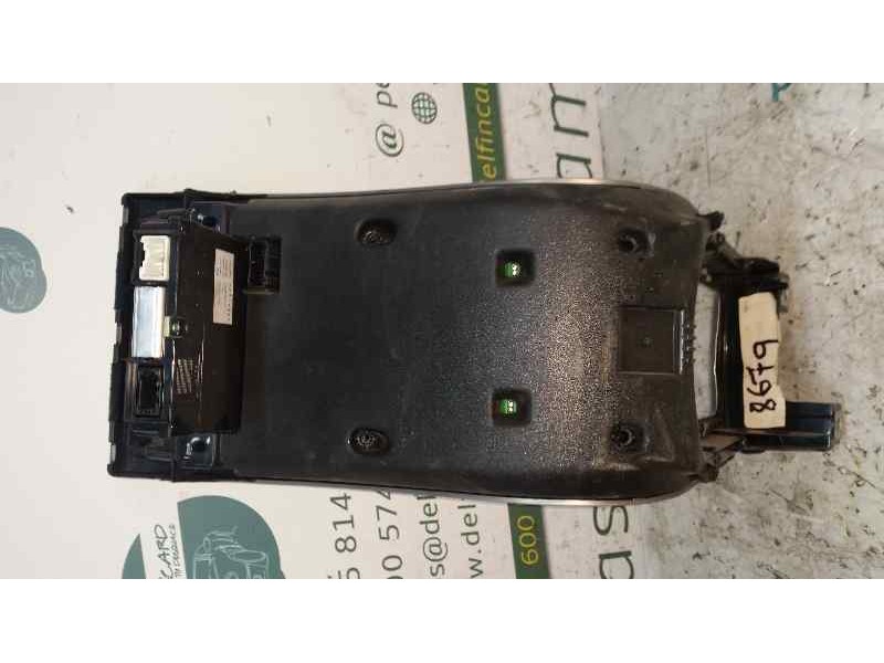 Recambio de mando climatizador para volvo s40 berlina 1.6 d kinetic referencia OEM IAM   CON PANTALLA MULTIFUNCION Y MANDOS RADI