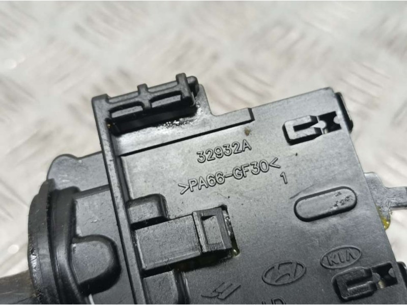 Recambio de mando luces para hyundai getz (tb) 1.5 crdi referencia OEM IAM 32932A  