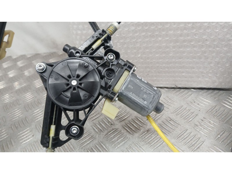 Recambio de elevalunas delantero derecho para skoda octavia iii combi (5e5, 5e6) 1.5 tsi g-tec referencia OEM IAM 5E0837462B ELE