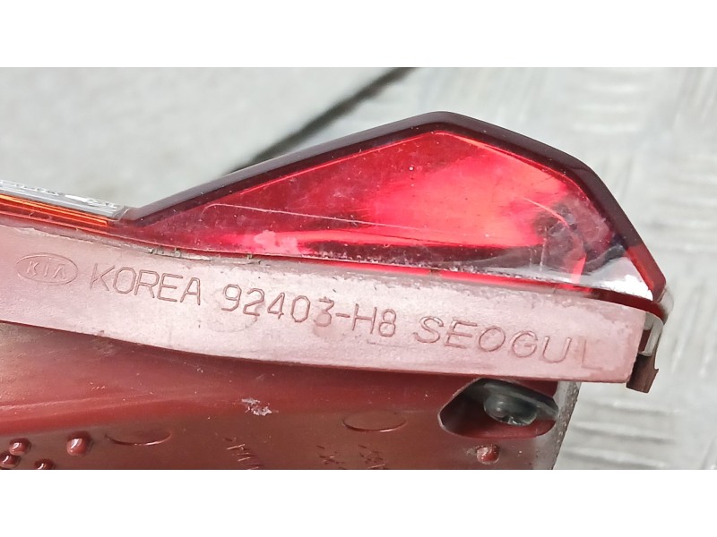 Recambio de piloto trasero izquierdo interior para kia stonic (yb) 1.2 cvvt referencia OEM IAM 92403H8400  92403H8