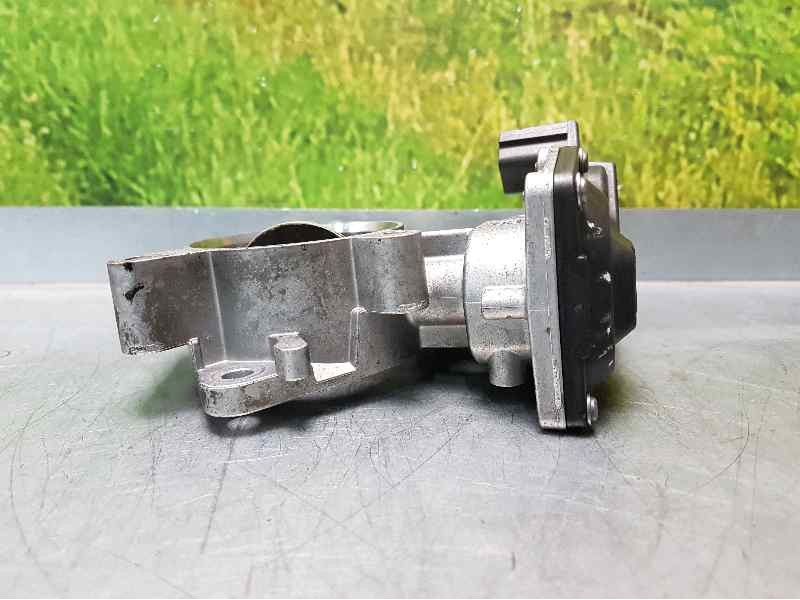 Recambio de caja mariposa para opel insignia berlina 2.0 16v cdti referencia OEM IAM 55564164  