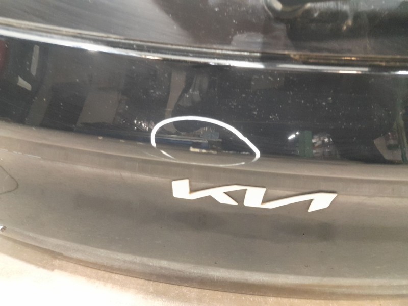 Recambio de porton trasero para kia stonic (yb) 1.2 cvvt referencia OEM IAM   