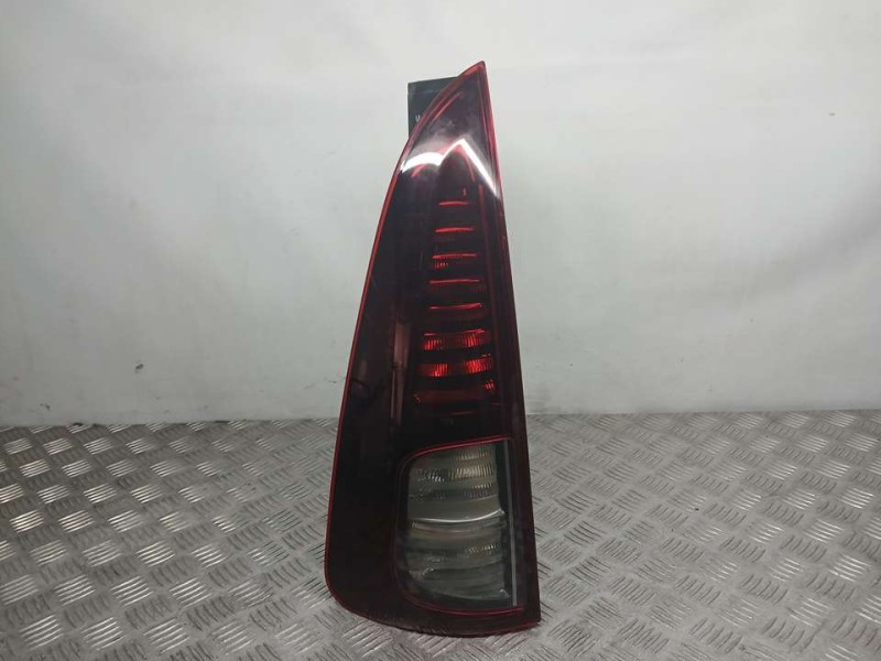 Recambio de piloto trasero izquierdo para renault espace iv (jk0) dynamique referencia OEM IAM 8200027153  