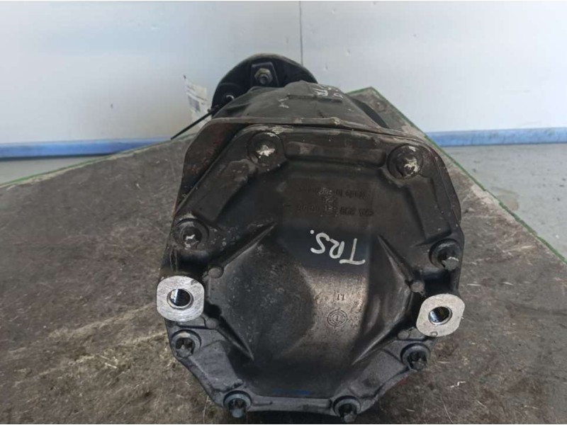 Recambio de diferencial trasero para mercedes-benz clase c (w203) berlina 200 compressor (203.042) referencia OEM IAM A203351000