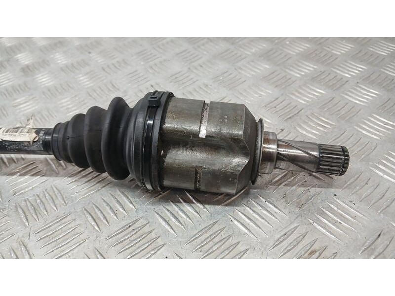 Recambio de transmision delantera izquierda para opel corsa c comfort referencia OEM IAM 26076883  