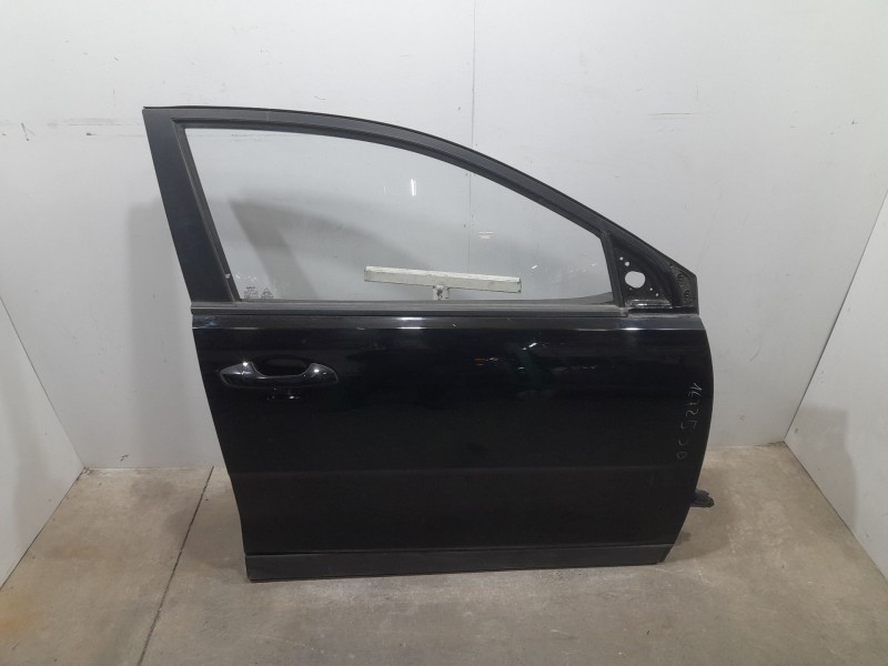 Recambio de puerta delantera derecha para kia stonic (yb) 1.2 cvvt referencia OEM IAM  TOCADA 