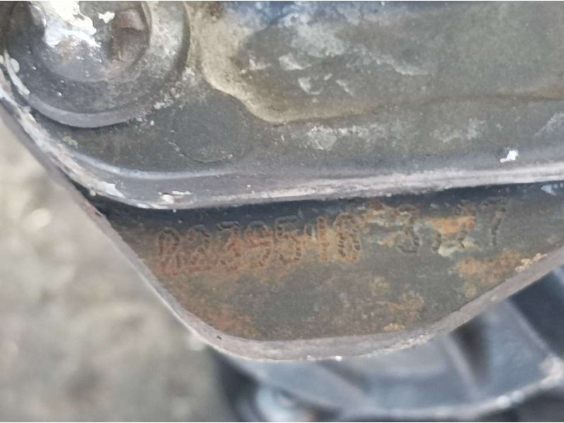 Recambio de diferencial trasero para mercedes-benz clase c (w203) berlina 200 compressor (203.042) referencia OEM IAM A203351000