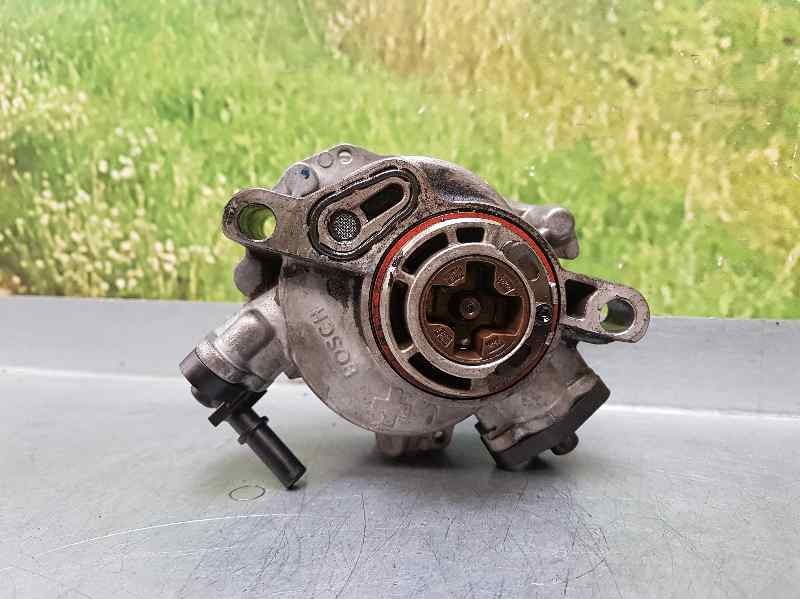 Recambio de depresor freno / bomba vacio para peugeot 208 1.6 16v hdi fap referencia OEM IAM 9804021880 1C20202C BOSCH