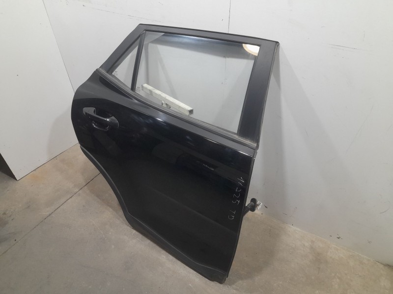 Recambio de puerta trasera derecha para kia stonic (yb) 1.2 cvvt referencia OEM IAM  TOCADA 