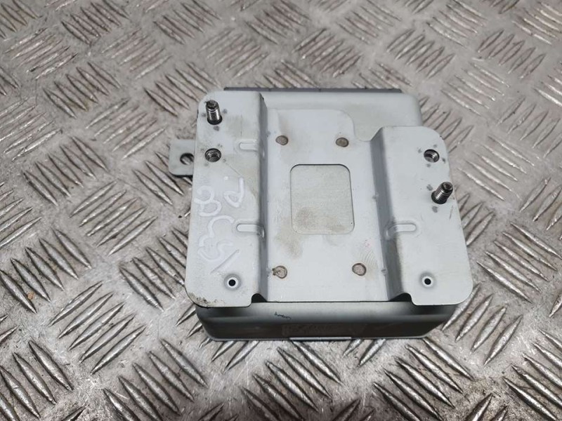 Recambio de modulo electronico para ssangyong rodius xdi referencia OEM IAM 8716121101  