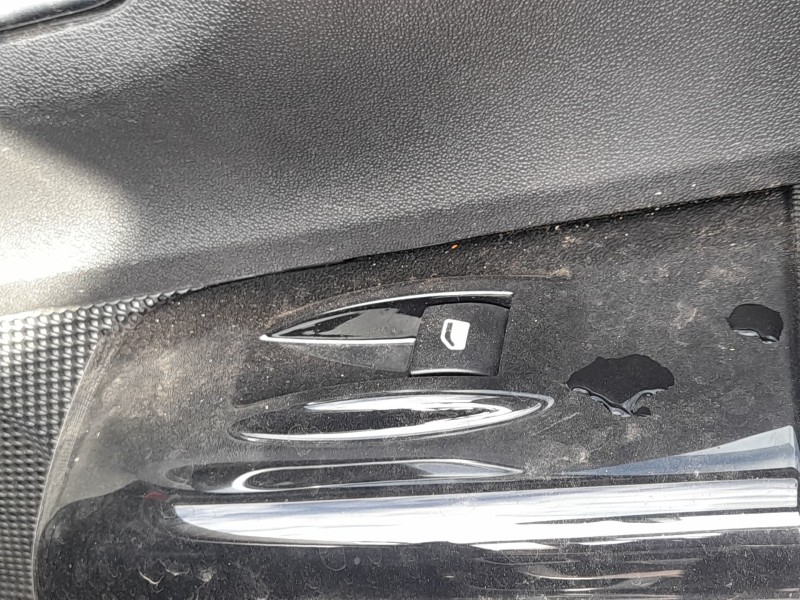 Recambio de mando elevalunas delantero derecho para citroën c3 iii (sx) 1.2 vti 82 referencia OEM IAM 96762292ZD  